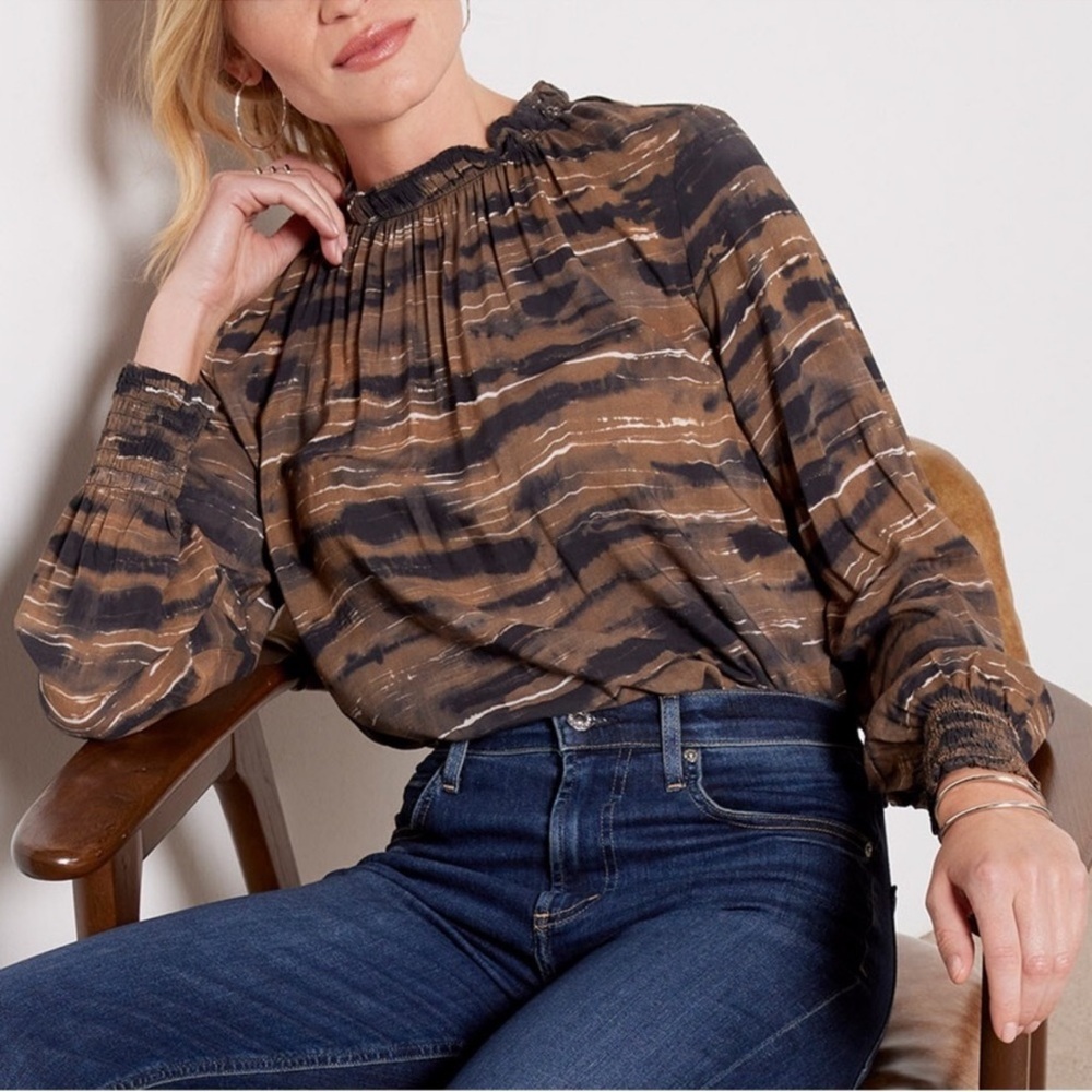 Anthropologie CLOTH & STONE Blurred Stripe Smocked Blouse Black Brown small